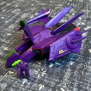 Disney Pixar Lightyear Hyperspeed Series Zurg Fighter Ship and Zurg Figure